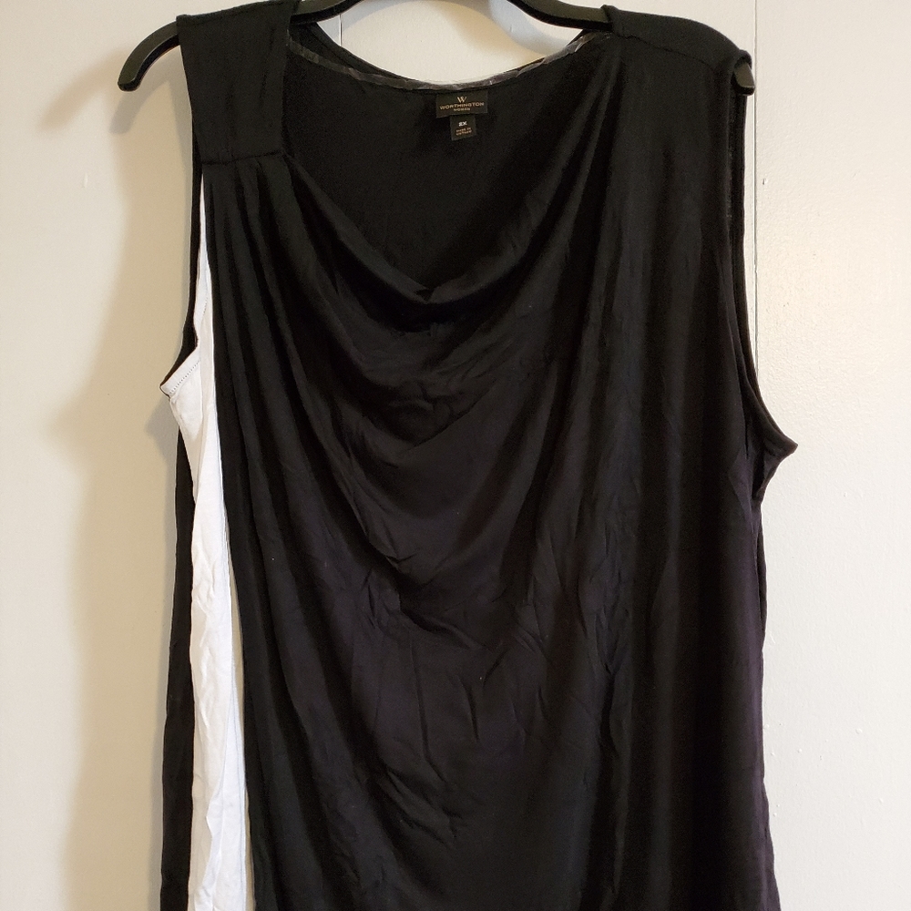 Black and white peekaboo tank